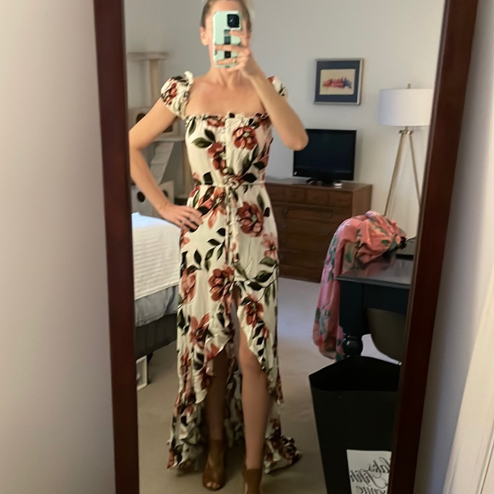 Vici Floral high-low dress.